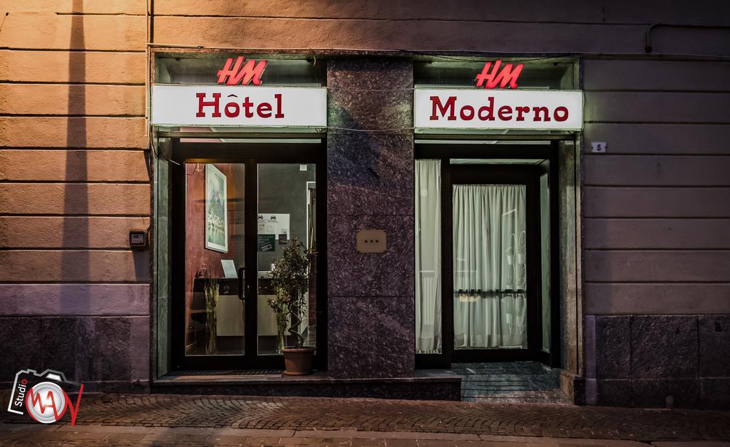 Hotel Moderno Лекко Экстерьер фото