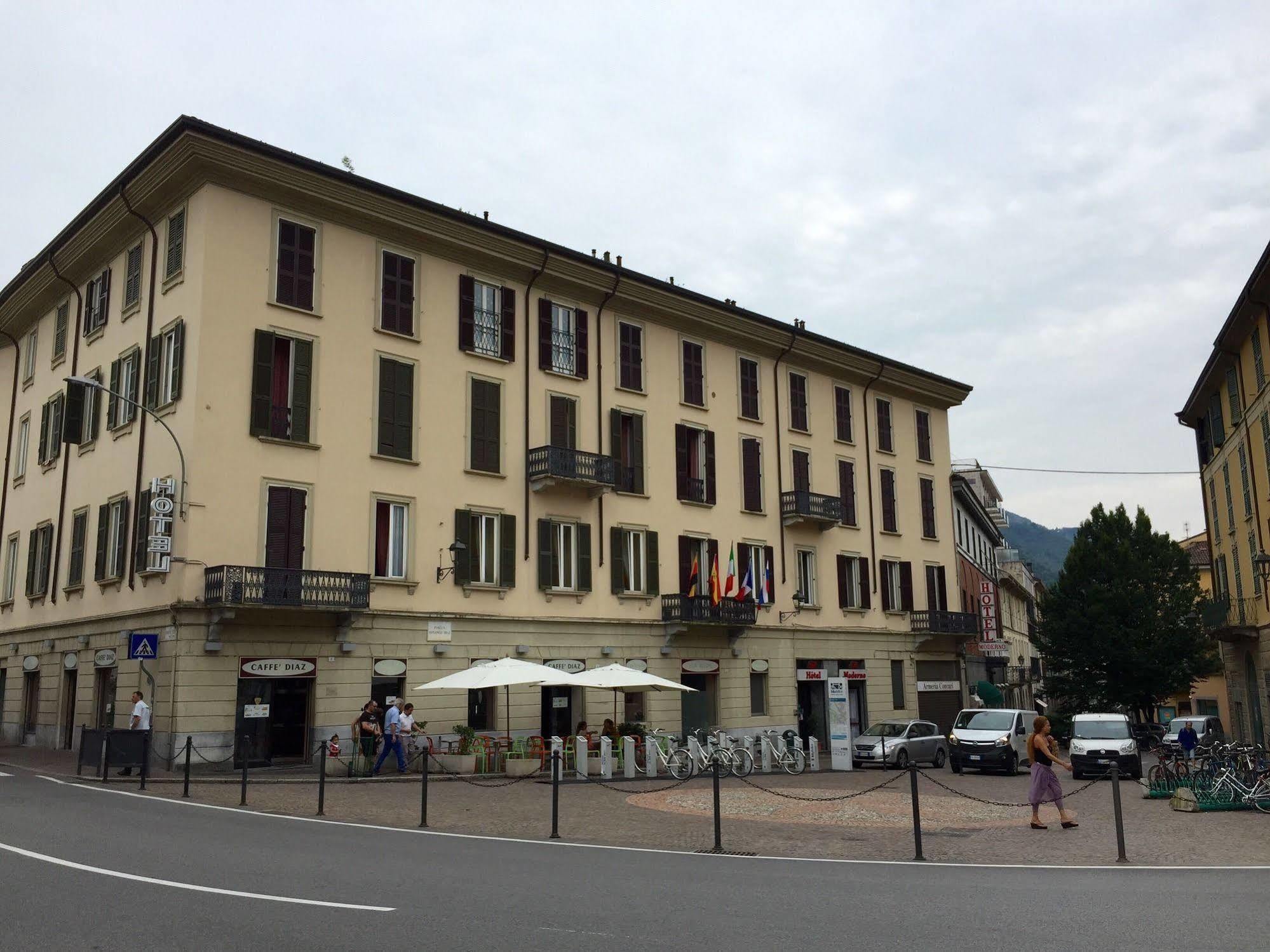 Hotel Moderno Лекко Экстерьер фото