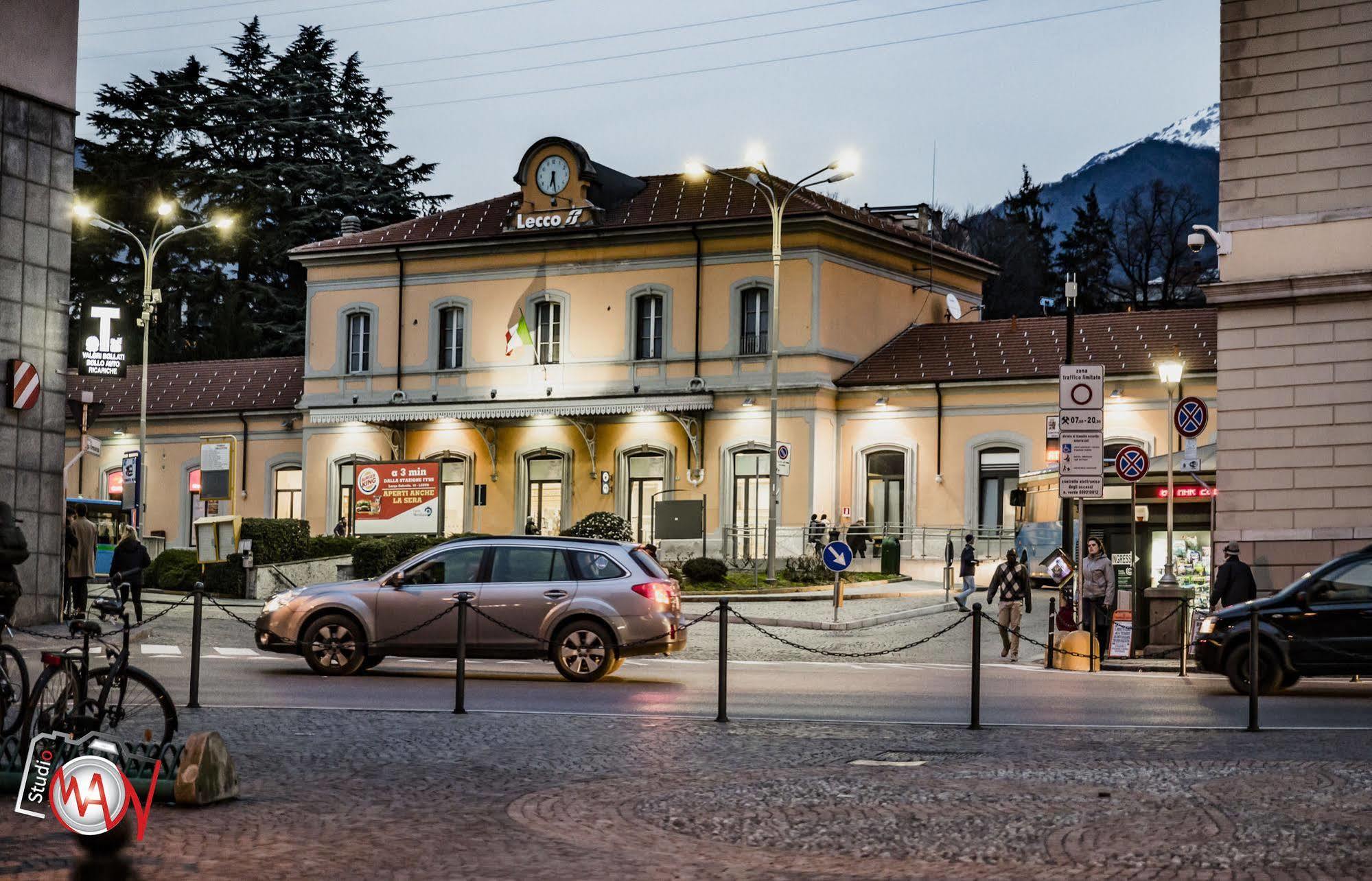 Hotel Moderno Лекко Экстерьер фото