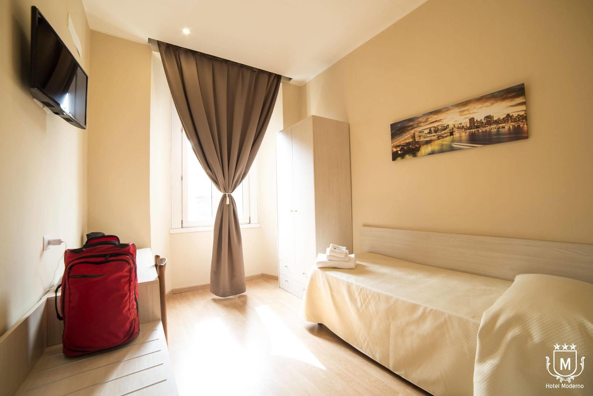 Hotel Moderno Лекко Экстерьер фото