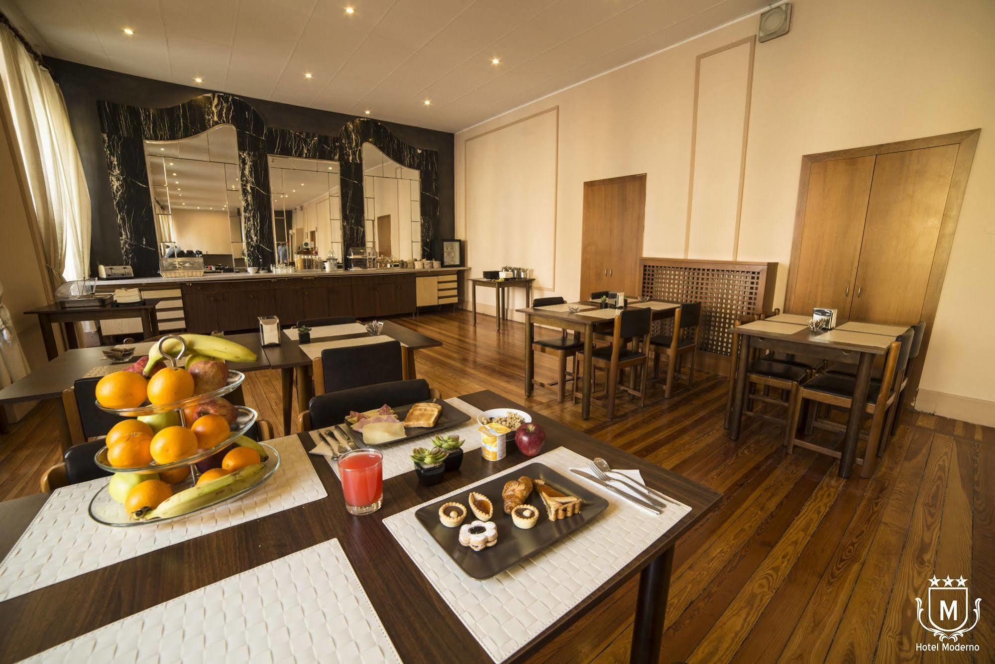 Hotel Moderno Лекко Экстерьер фото