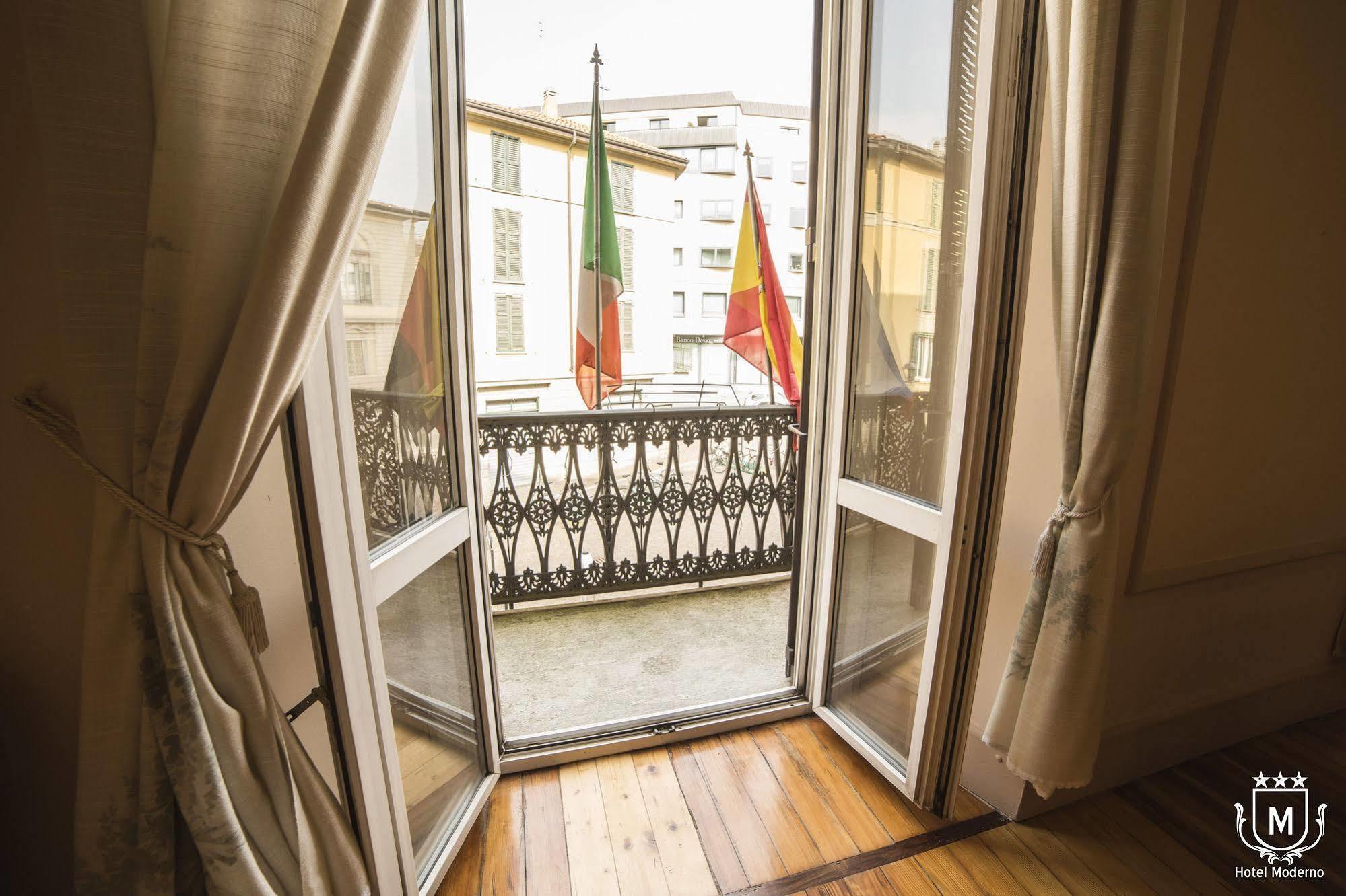 Hotel Moderno Лекко Экстерьер фото
