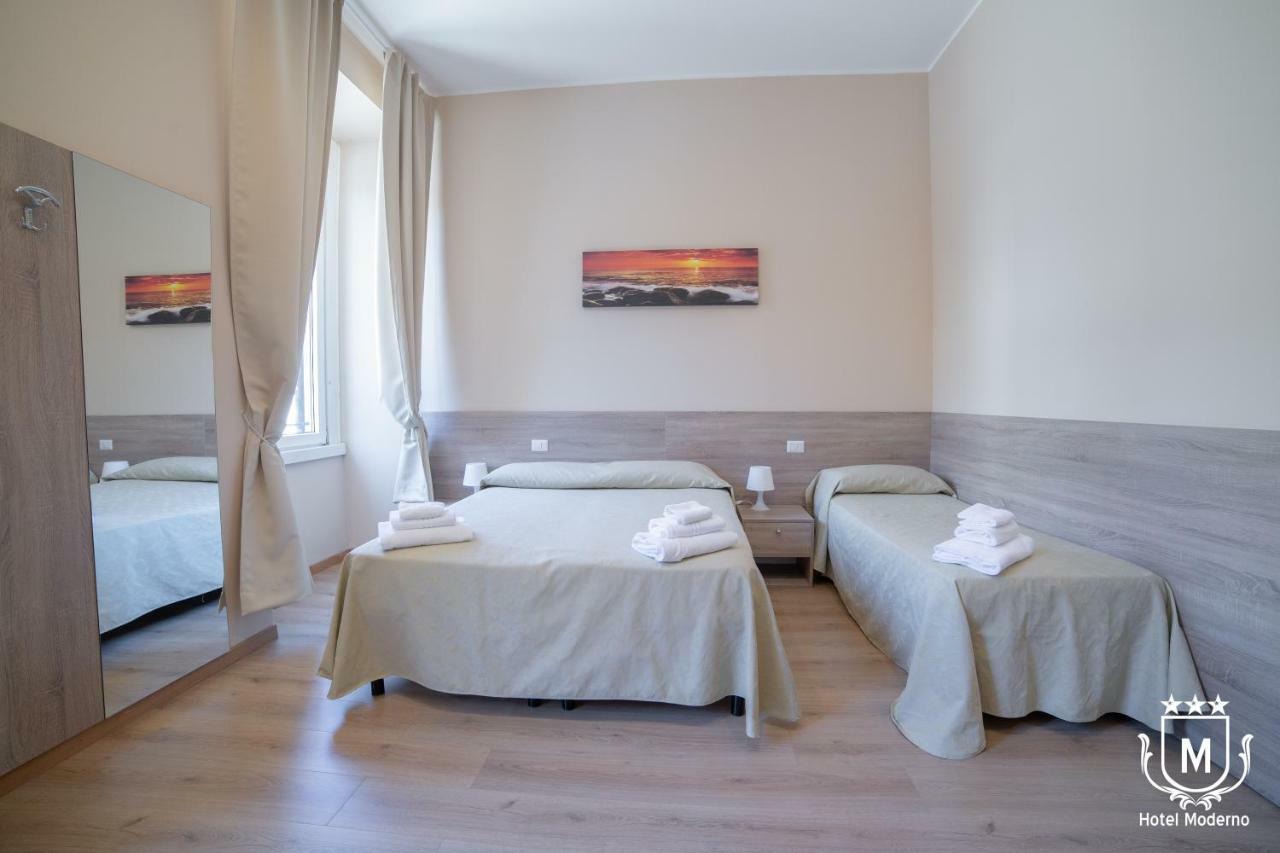 Hotel Moderno Лекко Экстерьер фото